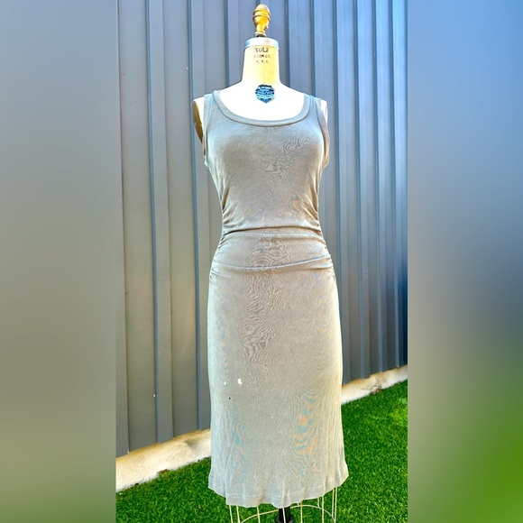 Boston Proper Dresses & Skirts - Boston Proper Slinky Green Sleeveless Dress